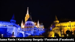 Kék-sárga: az ukrán zászló színei világszerte jelképpé váltak