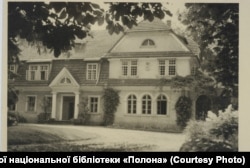 Родинний палац Шептицьких у Прилбичах