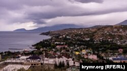 У грудні 2022 року російський парламент Криму дозволив учасникам війни проти України із Криму безкоштовно видавати земельні ділянки