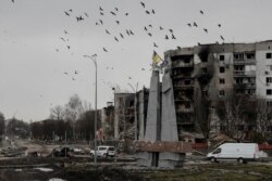 Case distruse în Borodyanka, regiunea Kiev, Ucraina, 5 aprilie 2022.