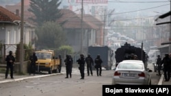 Косовски полицајци во Митровица, Косово, 13.10.2021 година