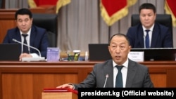 Министр энергетики Кыргызстана Доскул Бекмурзаев