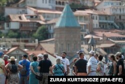 Туристы в Тбилиси
