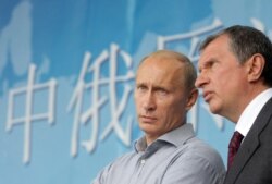 gor Seșin, pe vremea când era vicepremier în guvernul condus de Vladimir Putin