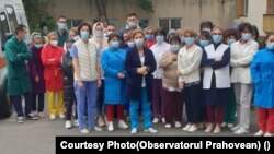 Secțiile Covid din întreaga țară sunt supraaglomerate. Ordinul prin care se suspendă internările pentru probleme medicale care nu sunt urgente ar avea ca scop limitarea presiunii de pe secțiile care tratează bolnavi Covid.