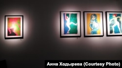 Lucări ale Iuliei Țvetkova expuse la Marsilia, Franța, noiembrie 2022.