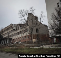 Зруйнована будівля в Бахмуті