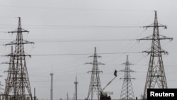 На ранок без енергоживлення залишаються 466 населених пунктів