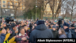 Бишкекте өткөн “Эркиндик үчүн! #REАКЦИЯ” жүрүшү. 25-ноябрда, 2022-жыл. 