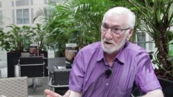 ابراهیم گلستان به روایت زکریا هاشمی