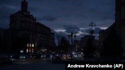 Центр Києва під час віялових відключень електроенергії у жовтні 2022 року, Україна, фото архівне