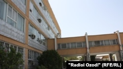 Додгоҳи олии Тоҷикистон генерал Файзулло Гадоевро ғоибона ба 28 сол зиндонӣ кард