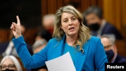 МЗС анонсувало нові заходи з посиланням на очільницю відомства Мелані Жолі