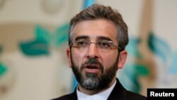 Negociatorul adjunct din partea Iranului, Ali Bagheri l-a spus, duminică, reporterilor, că cel mai probabil, discuțiile de luni vor stabili un calendar ar reluării negocierilor.