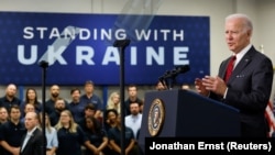 Joe Biden beszédet tart 2022. május 3-án Alabamában