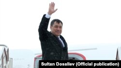 Президент Садыр Жапаров Казакстандагы сапары учурунда. 3-март, 2021-жыл.
