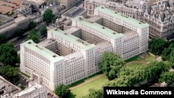 Clădirea principală a ministerului apărării din Marea Britanie.