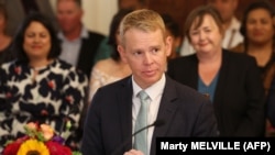 Chris Hipkins tokom polaganja zakletve, 25. januar 2023.