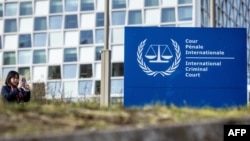 «Європейський Союз і члени МКС повинні тиснути на Угорщину, щоб вона переглянула це рішення, враховуючи критично важливу роботу суду по всьому світу», – заявили правозахисники