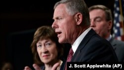 Річард Берр, голова комітету з розвідки Сенату США