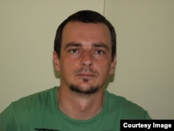 Ciprian Fântână, director de conservare al Societății Ornitologice Române, atrage atenția că deciziile parlamentarilor cu privire la cotele zilnice de vânătoare a păsărilor migratoare nu se bazează pe vreun argument științific.