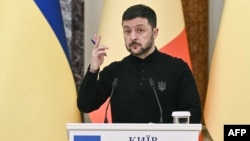 Останніми днями Володимир Зеленський загострив критику Пекіна після повідомлення про захоплення в полон українськими військовими двох громадян Китаю у Донецькій області