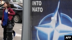 По мнению Наны Девдариани, важно не то, что Грузия стремится в НАТО, а то, что она должна соответствовать каким-то нормам и стандартам, чего нет в реальности