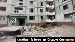 Як повідомили в ОВА, війська РФ з артилерії вдарили по житловій забудові Степногірська, пошкоджені будинки