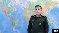 عباس نیلفروشان