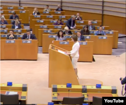 Președinta Republicii Moldova, Maia Sandu, în fața Parlamentului European, Bruxelles, 18 mai 2022.