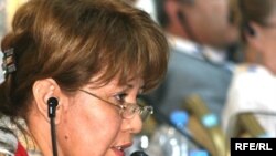 Участница конференции ОБСЕ утверждает, что пострадала от религиозных сект.  Астана, 30 июня 2010 года.