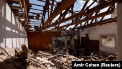 ویرانه‌ای به‌جا مانده از راکت‌پرانی حماس به اشکلون (عسقلان)