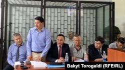 Фигуранты уголовного дела по октябрьским событиям и их адвокаты. 28 июня 2022 года. 