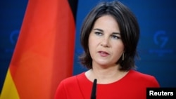 «Ми досягнули того, що Україна стане членом ЄС. Пару років тому лунали голоси, що Україна не увійде в ЄС», зазначила Анналена Бербок