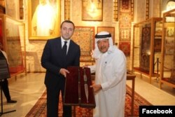 საქართველოს პრემიერ-მინისტრი ირაკლი ღარიბაშვილი კატარში. შეხვედრა ბიზნესმენთა ასოციაციის თავმჯდომარესთან შეიხ ფაისალ ბინ ქასიმ ალ თანისთან.