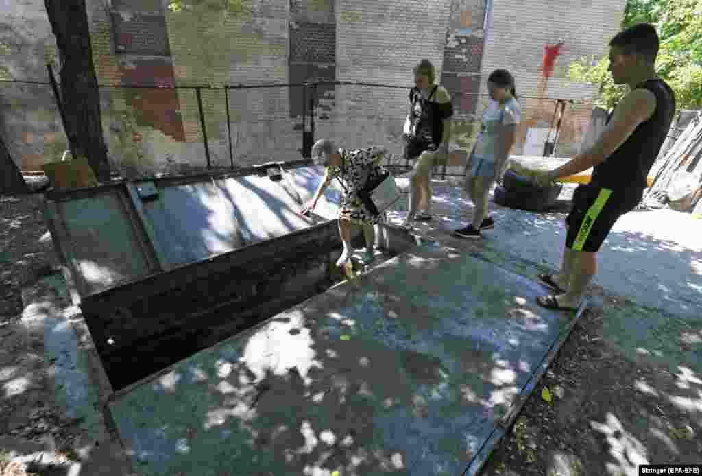 Odessza katakombáinak több mint ezer lejárata van. A föld alatti labirintus menedéket nyújthat a lakosságnak és az ukrán hadseregnek egyaránt