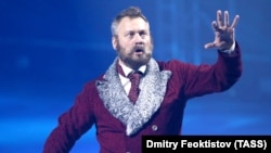 Віктор Петренко чотири рази був призером чемпіонатів світу, зокрема у 1992 році здобув «золото» світових змагань