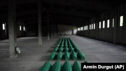 Srebrenica: 27 éve történt a népirtás