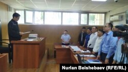 Одно из заседаний суда по делу Болота Темирова и Болота Назарова. 