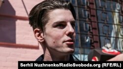 Напередодні апеляційний суд скасував цілодобовий домашній арешт Роману Ратушному