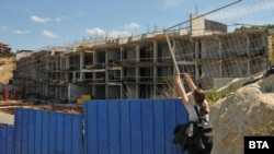 Строежът на Шофьорския плаж край Алепу през лятото на 2020 г.