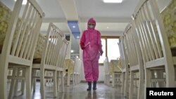 Coreea de Nord a anunțat primele cazuri de Covid din țară după doi ani de pandemie, cu puțină vreme înainte de vizita lui Joe Biden, președintele Statelor Unite, în Asia. 