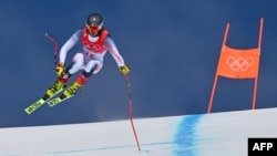 Американецът Брайс Бенет по време на една от последните си тренировки преди началото на зимните Олимпийски игри в Пекин, 4 февруари 2022 г.