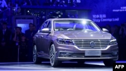 مدلی از فولکس واگن لاویدا (پرفروش‌ترین خودرو این شرکت در چین) در نمایشگاه ۲۰۱۸ پکن