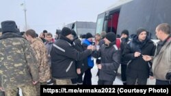 Un înalt oficial de la Kiev a furnizat pe canalul său de Telegram imagini după schimbul de prizonieri dintre Rusia și Ucraina, 4 februarie 2023.