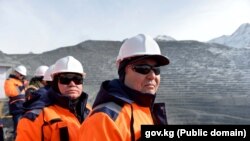 Министрлер кабинетинин төрагасы Акылбек Жапаров Кумтөр кенинде, 30-октябрь, 2023-жыл