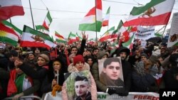 Ирандагы демонстранттарды колдогон акциялар Европанын бир катар мамлекеттеринде да өтүүдө. 