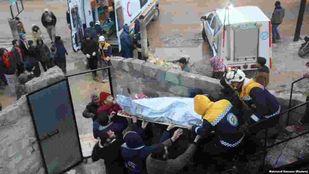 Romok alatt talált holttest Azazban