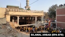 Spasilačka akcija na mjestu napada, Pešavar, 30. januar 2023.