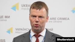 Александр Гуґ